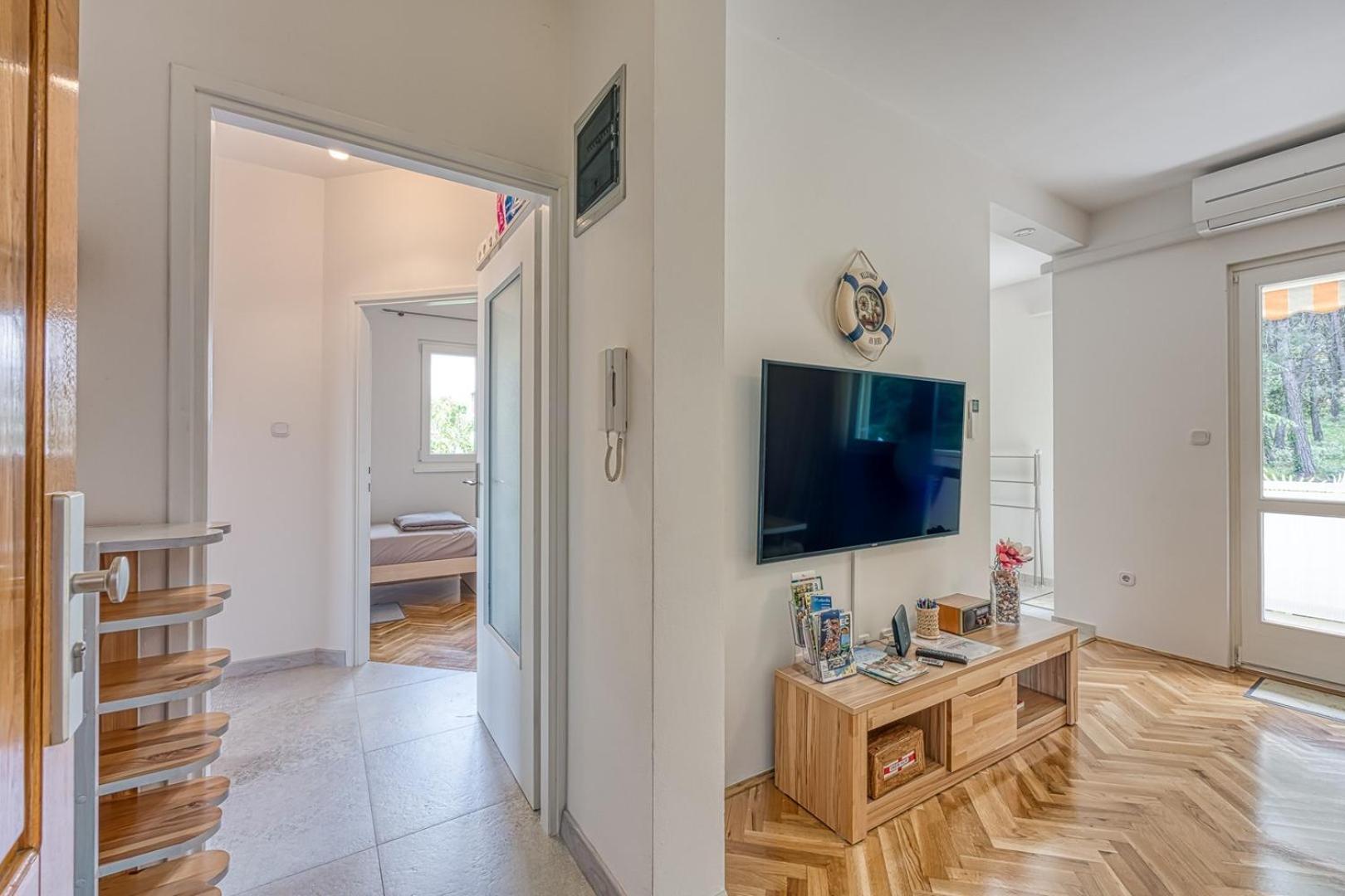 Apartment Pavluk With Balcony Poreč